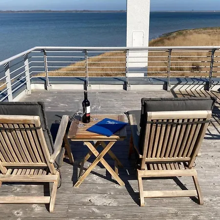 Achtern Schilf Ferienhaus